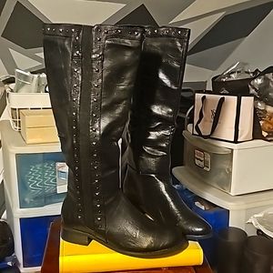 New Cleopatra Designer Knee High Boots, Sz 9, Black, Side Rows Silver Studs
